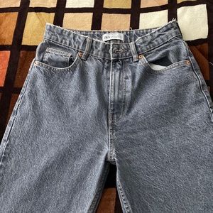 Grey, high rise, straight leg, Zara Jeans